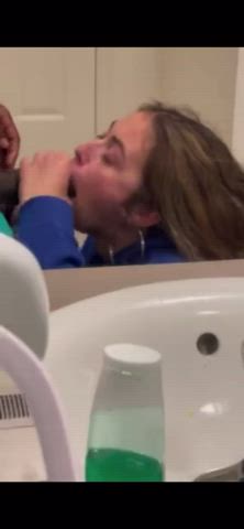 Giving her the facial she asked for🍆💦 - free porn video