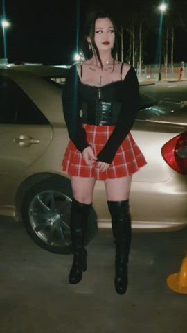 Flashing before I got fucked in the backseat 🖤 - free porn video
