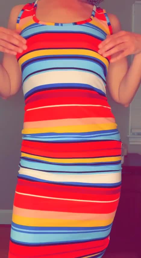 This dress will make your floor very colorful - free porn video