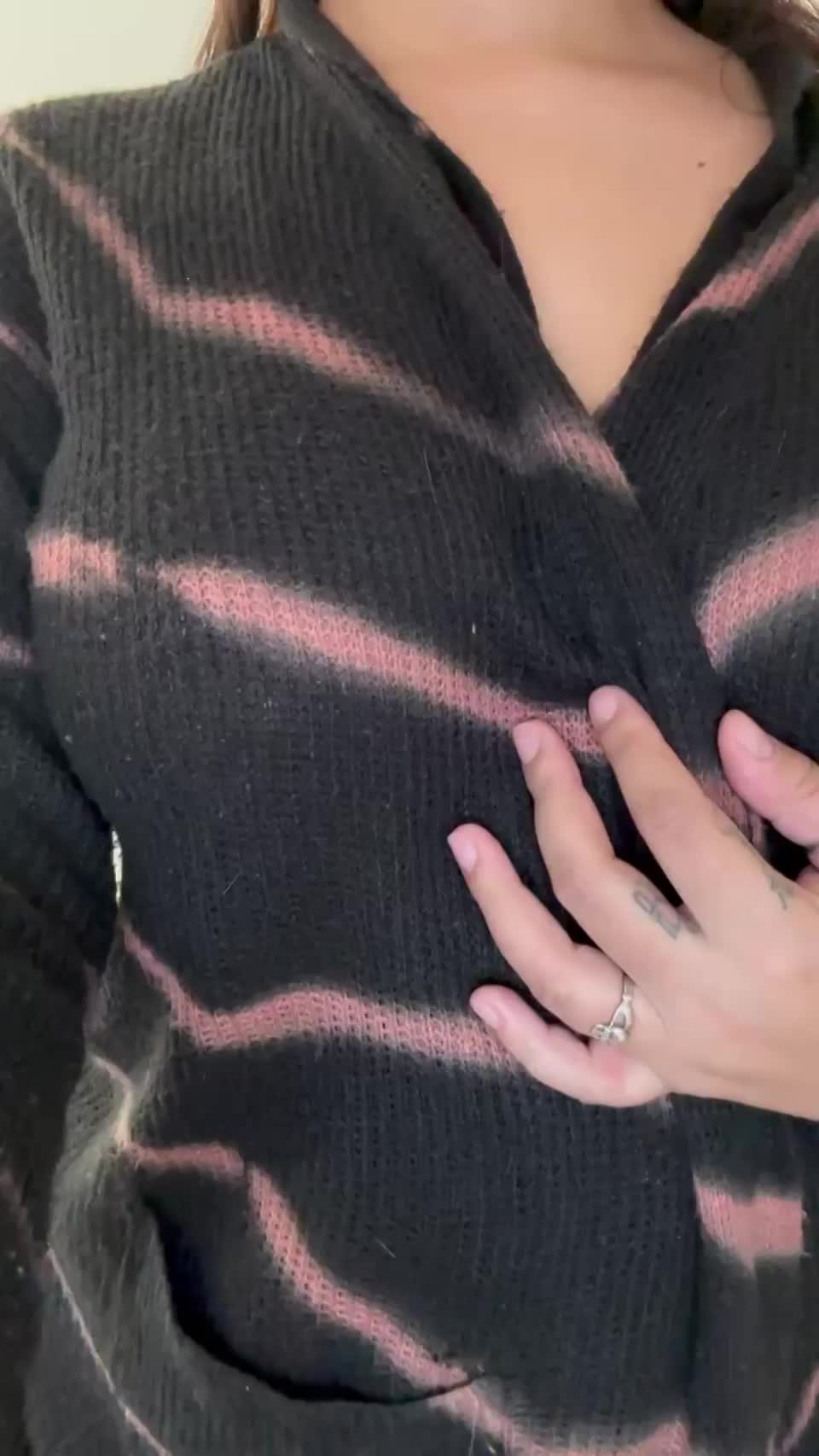 You can suck them all day if you want 😋 - free porn video