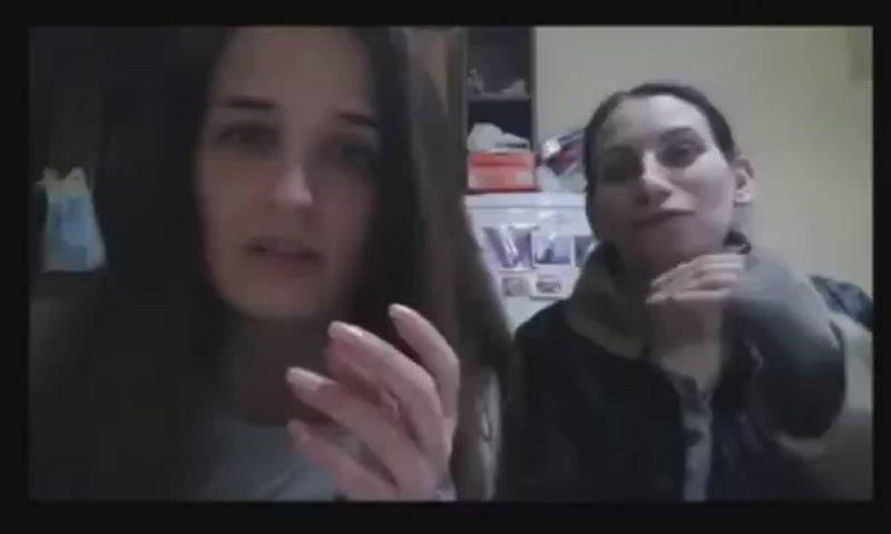 Her friend did not expect that - free porn video