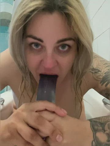 Deepthroat training - free porn video