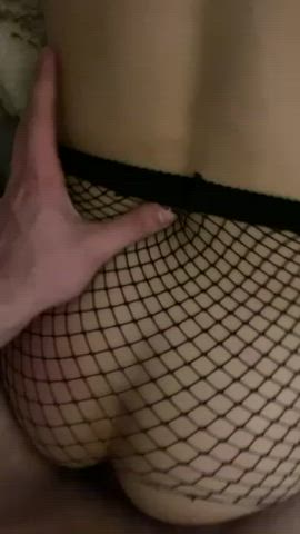 Beauty gets fucked from behind 😈 - free porn video