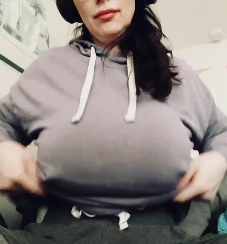 WFH morning flash - free porn video