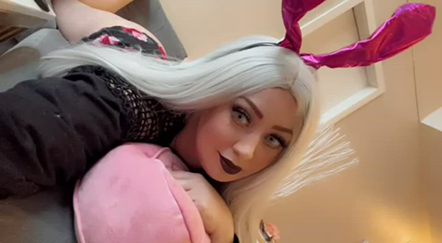 This little bunny never wears panties and is eager for backshots - free porn video