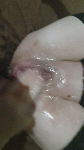 Wife soaking the bed - free porn video