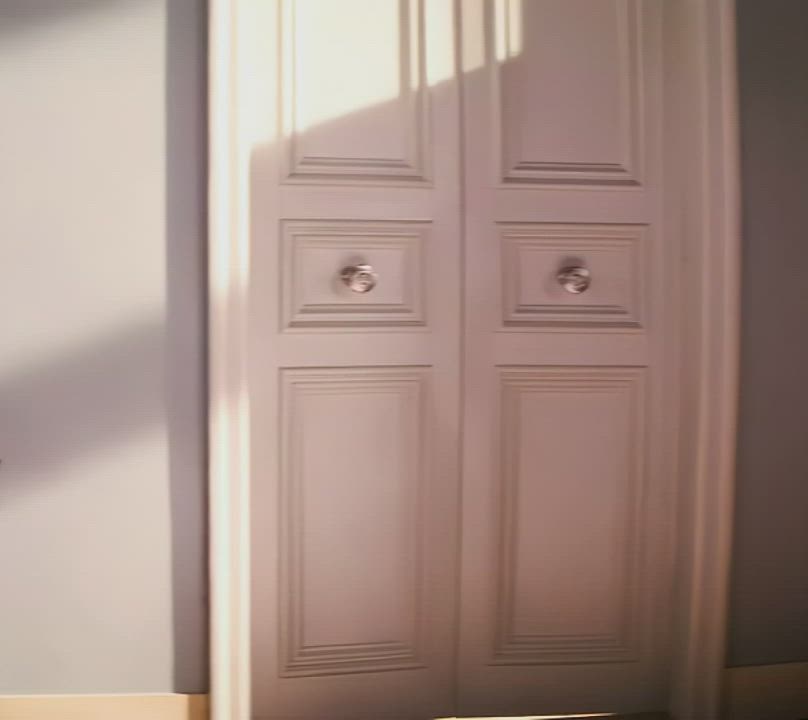Katarina cas milf 🥵in The Wolf of Wall Street (2013) movie..she was 38 while that filming - free porn video