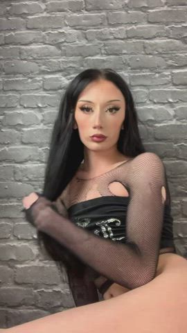 Would you be a good boy and play with my cock even when it’s soft ? 🤭🤭 - free porn video