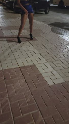 Flashing outside [gif] - free porn video