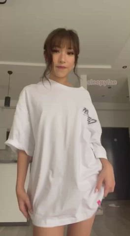 I need someone to fuck me asap, would you go hard or be gentle?✨ - free porn video