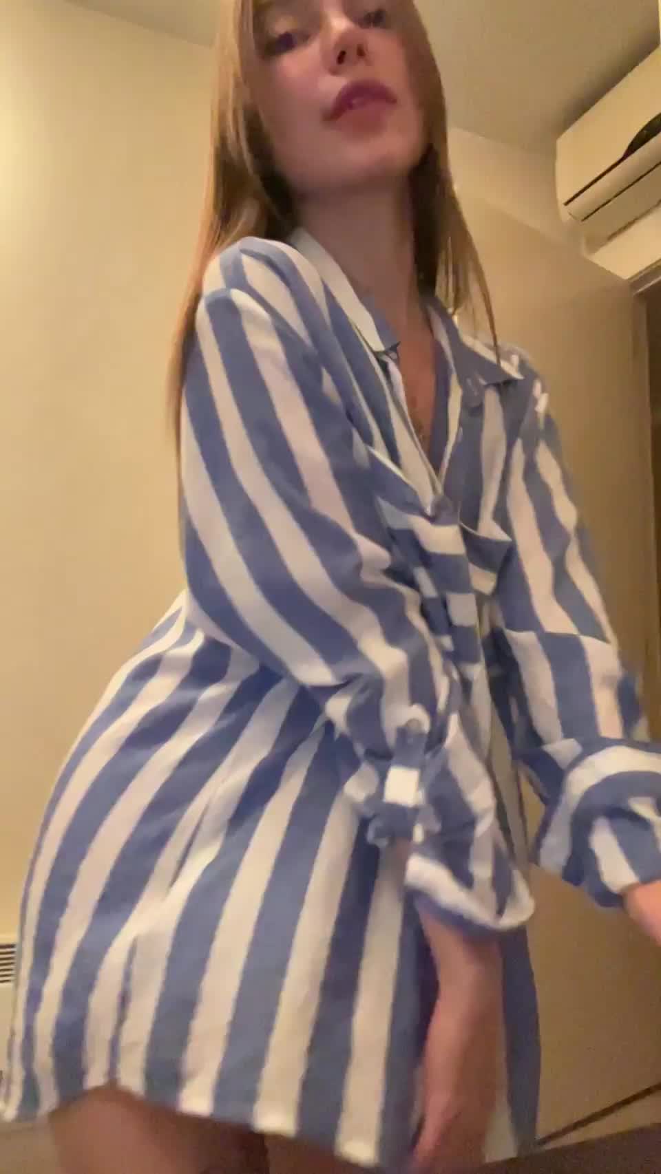 Wanna come put your hands all over my body - free porn video