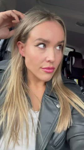 This is what spreading Holiday Cheer looks like [Gif] - free porn video