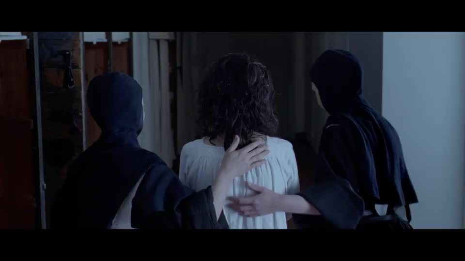 Juliette Binoche hot body in french film Camille Claudel 1915 (2013) - slowed at 60fps + zoom - free porn video