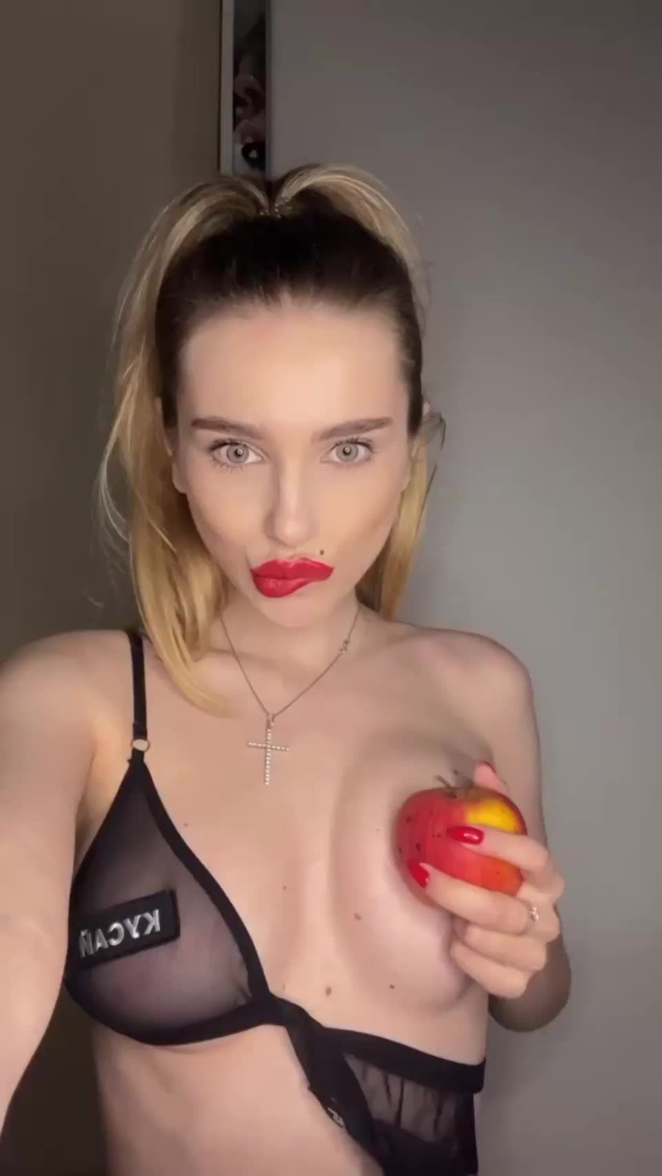 Your cock will be covered in my lovevy red lipstick - free porn video