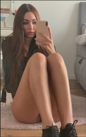 No Panties - free porn video