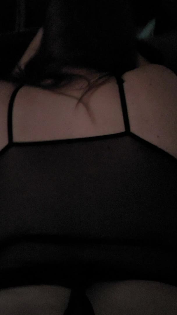 Fucked her doggy then came on her pussy and ass - free porn video