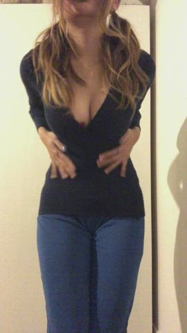 I hope my simple tease brings a smile to your face - free porn video