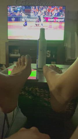 I’d let the Yankees run a train on me… but anyway.. GO STROS🧡💙 - free porn video