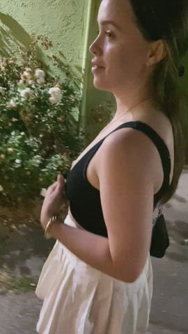 A lil public grope is a date night tradition now 🥰 [GIF] - free porn video