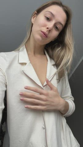 A hand full of love - free porn video