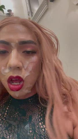 White and red lip stick - free porn video