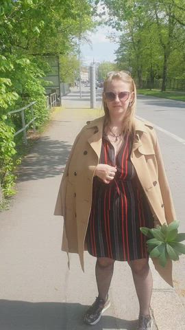 Here I showed boobs internationally, on the border of two countries. heh [GIF] - free porn video