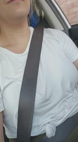 flashing my tits leaving the bank [GIF] - free porn video