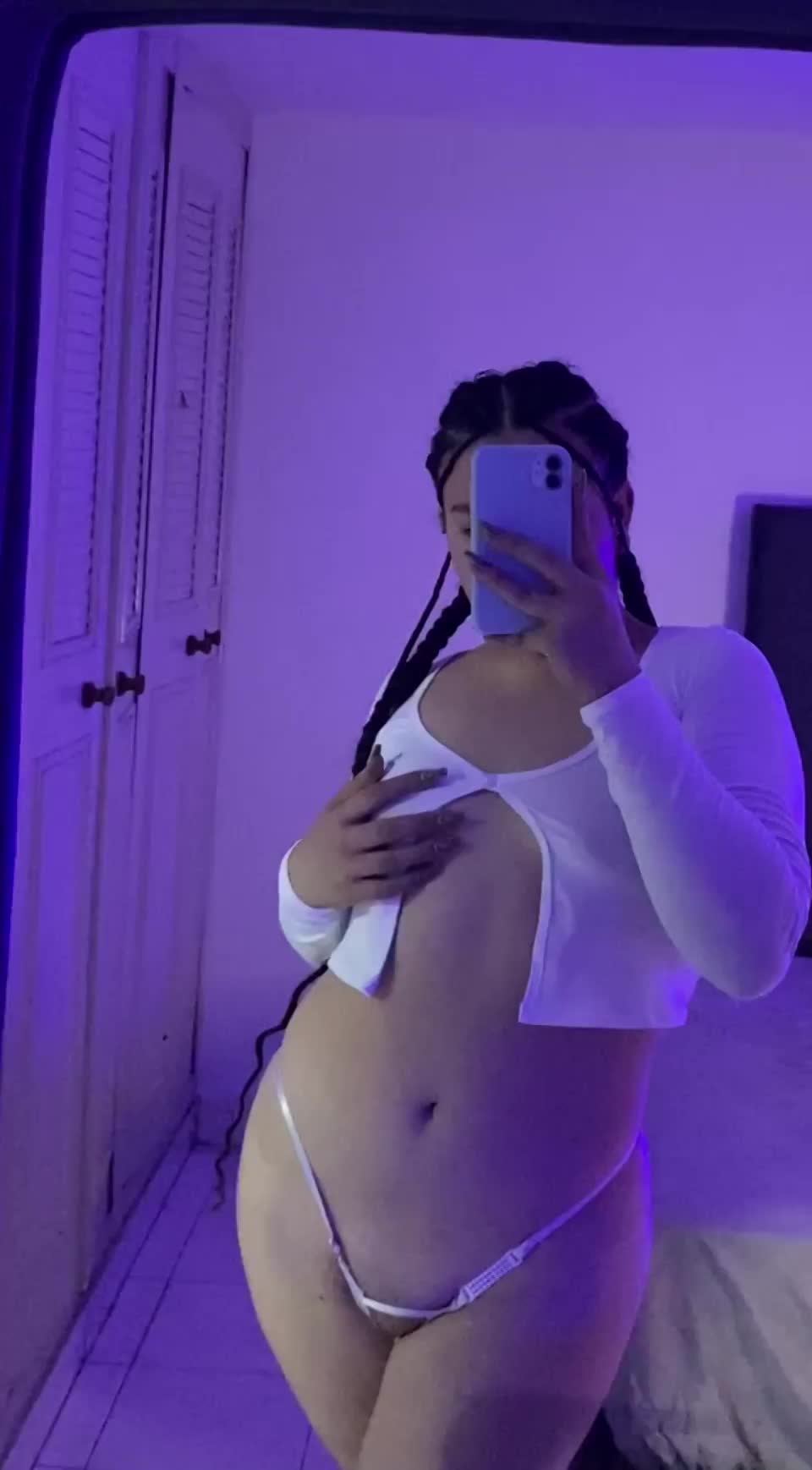 Is this outfit appropriate for netflix and chill? - free porn video