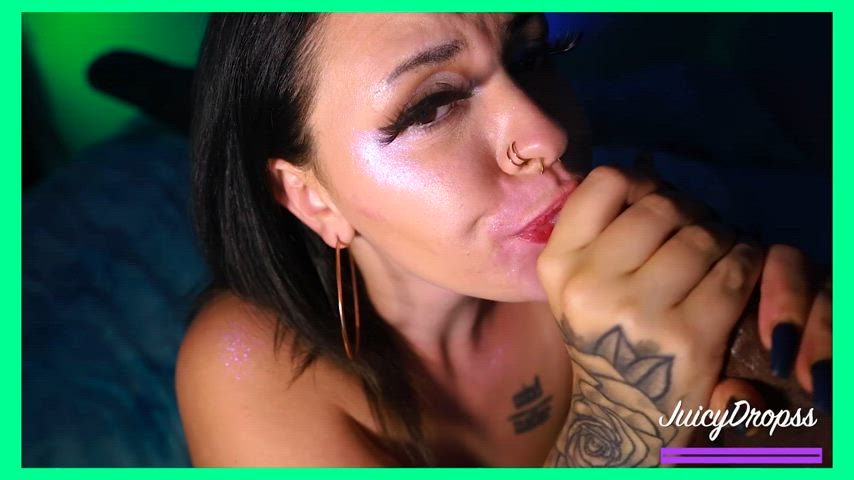Another day, another Cumshot - free porn video