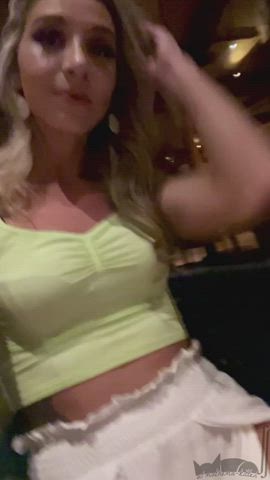 Hopefully the restaurant staff didn’t see me do this :) [GIF] - free porn video