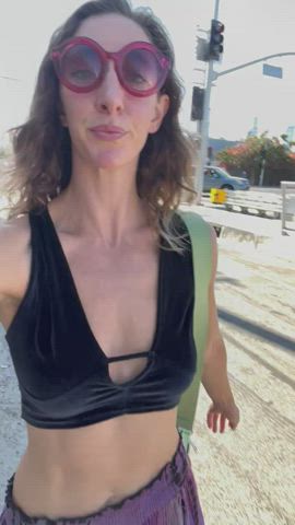 It’s a beautiful day in the neighborhood! [gif] - free porn video