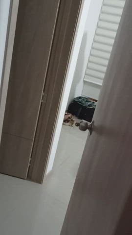I come home and find her in my room it makes me hard and he doesn’t realize it - free porn video
