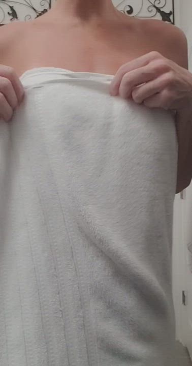 ... can I post my naked oily gifs here yet? 😈 - free porn video