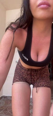 would u fuck me if I'm sweaty like that after my workout - free porn video