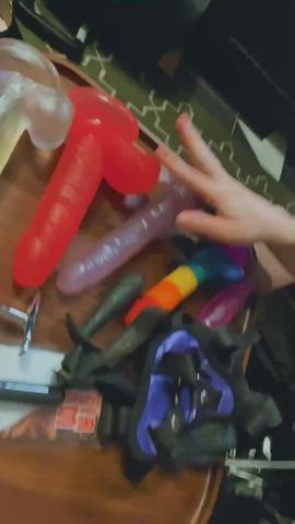 Wondering which toy I'm gonna use today on you ;) - free porn video
