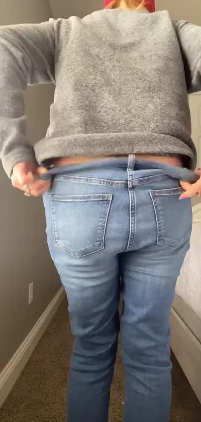baseball caps & comfy thongs - free porn video