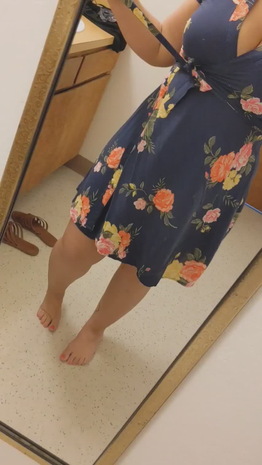 Dresses are perfect for date night - free porn video