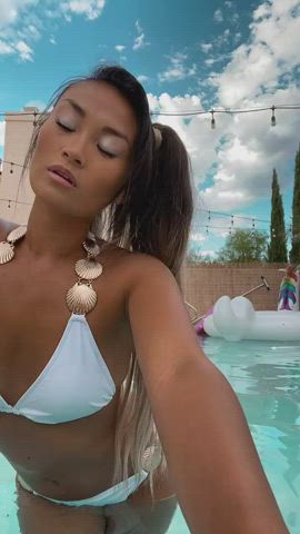 My hot body is waiting for you baby! - free porn video