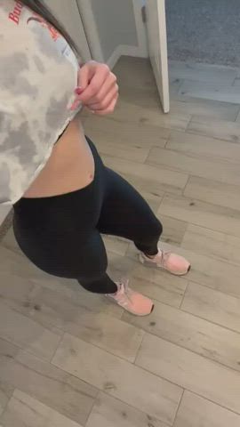 My outfit for the day... & my tits 😊 - free porn video