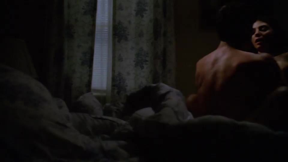 Callie Thorne - The Wire S02E04 - free porn video