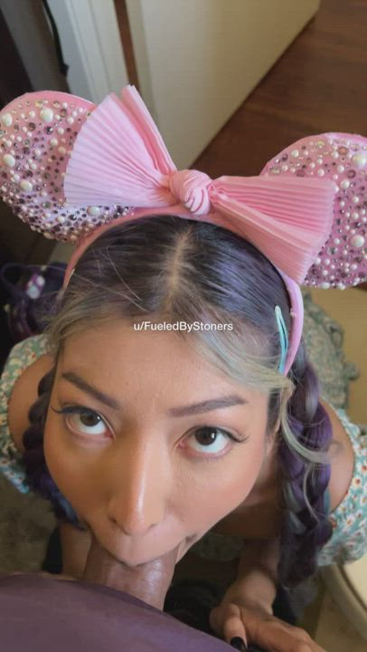 The type of girl that’ll give you the best blowjobs before a day out - free porn video
