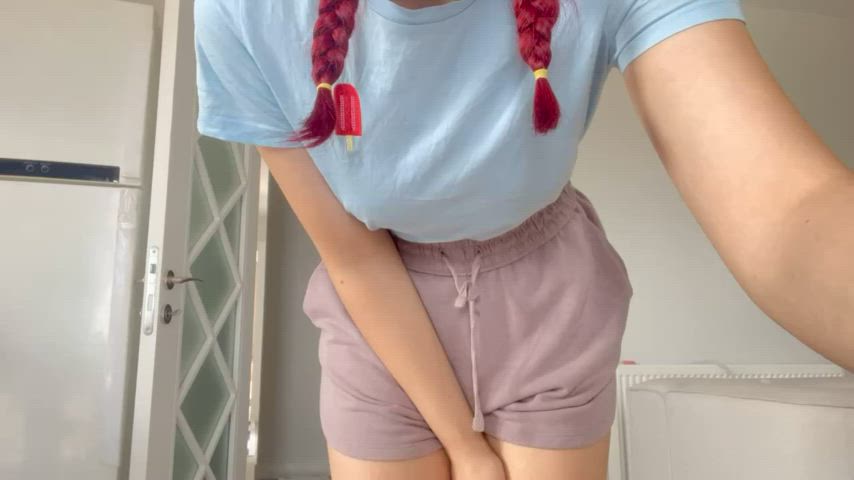 Hi! I am a barely legal teen girl. Do you want to stretch my tight holes? 🤭 - free porn video
