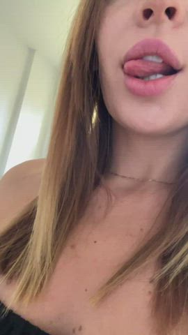 wanna come play with my boobs in kitchen? - free porn video