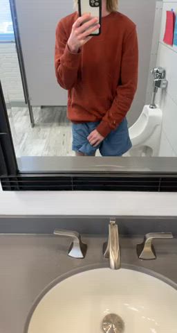 This nine-teen yo likes to have fun in public 🥴 - free porn video