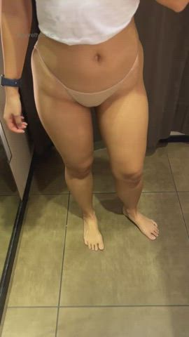 Would you fuck me in the dressing room? [GIF] - free porn video