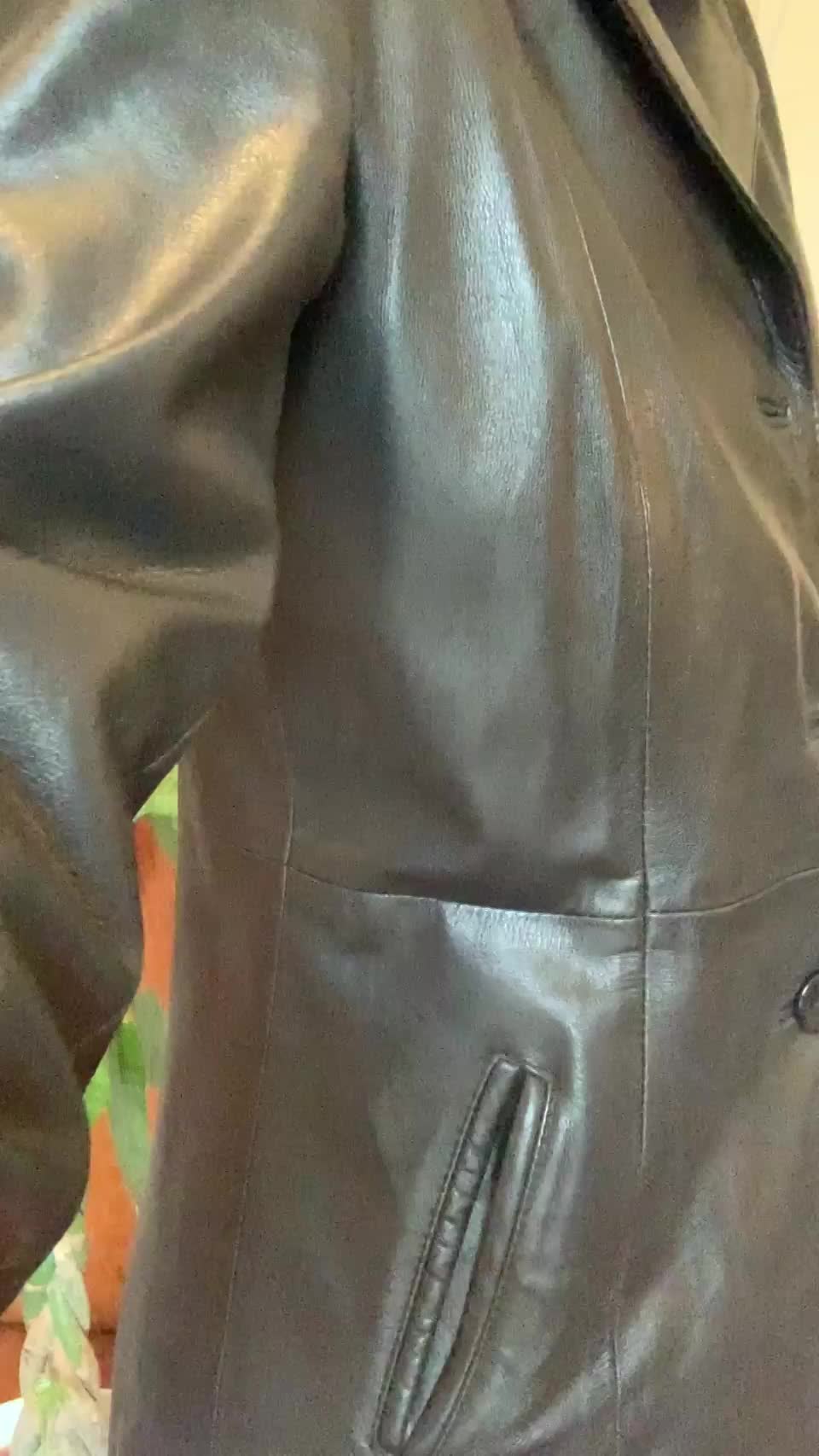 Please let me show you something😈 - free porn video