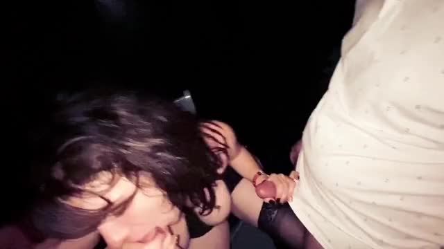 Finishing a stranger off - free porn video