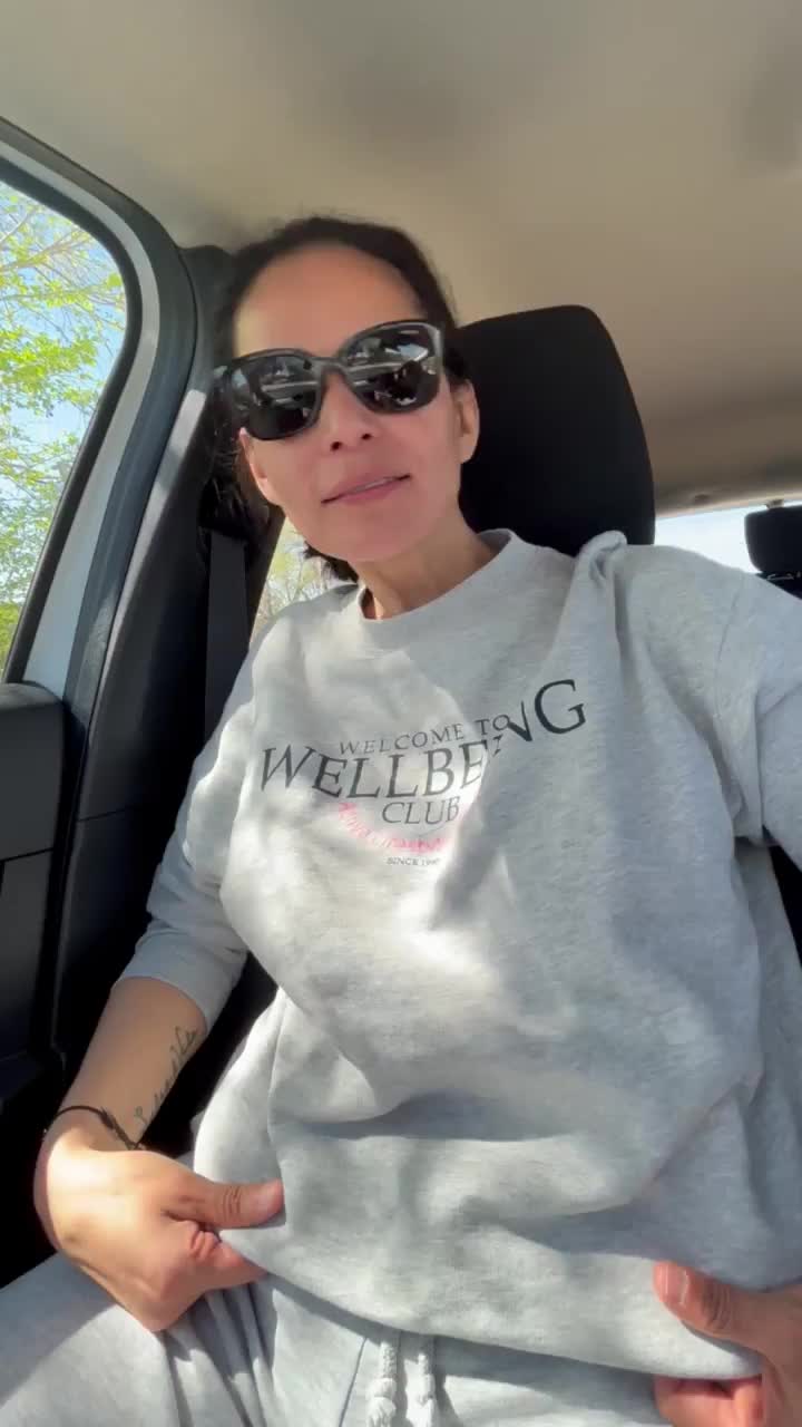 Here are my boobs… - free porn video