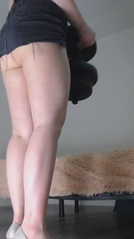 Don't mind me, just working out 🥰 - free porn video