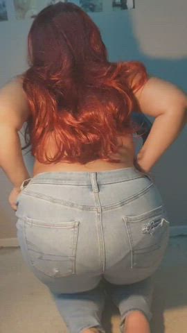 Canadian girls got the biggest booties...I don't make the rules ;) - free porn video
